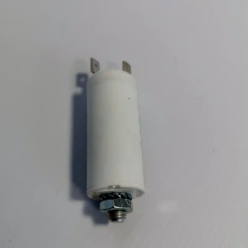 Condensateur permanent 12.5µf sortie cosse tension 450V Maximum Offre Limitée